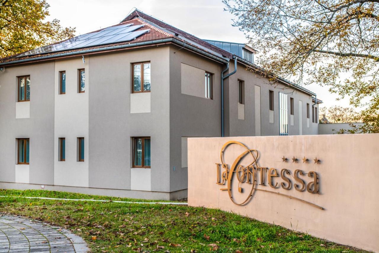 拉康特萨城堡酒店 Szilvásvárad 外观 照片